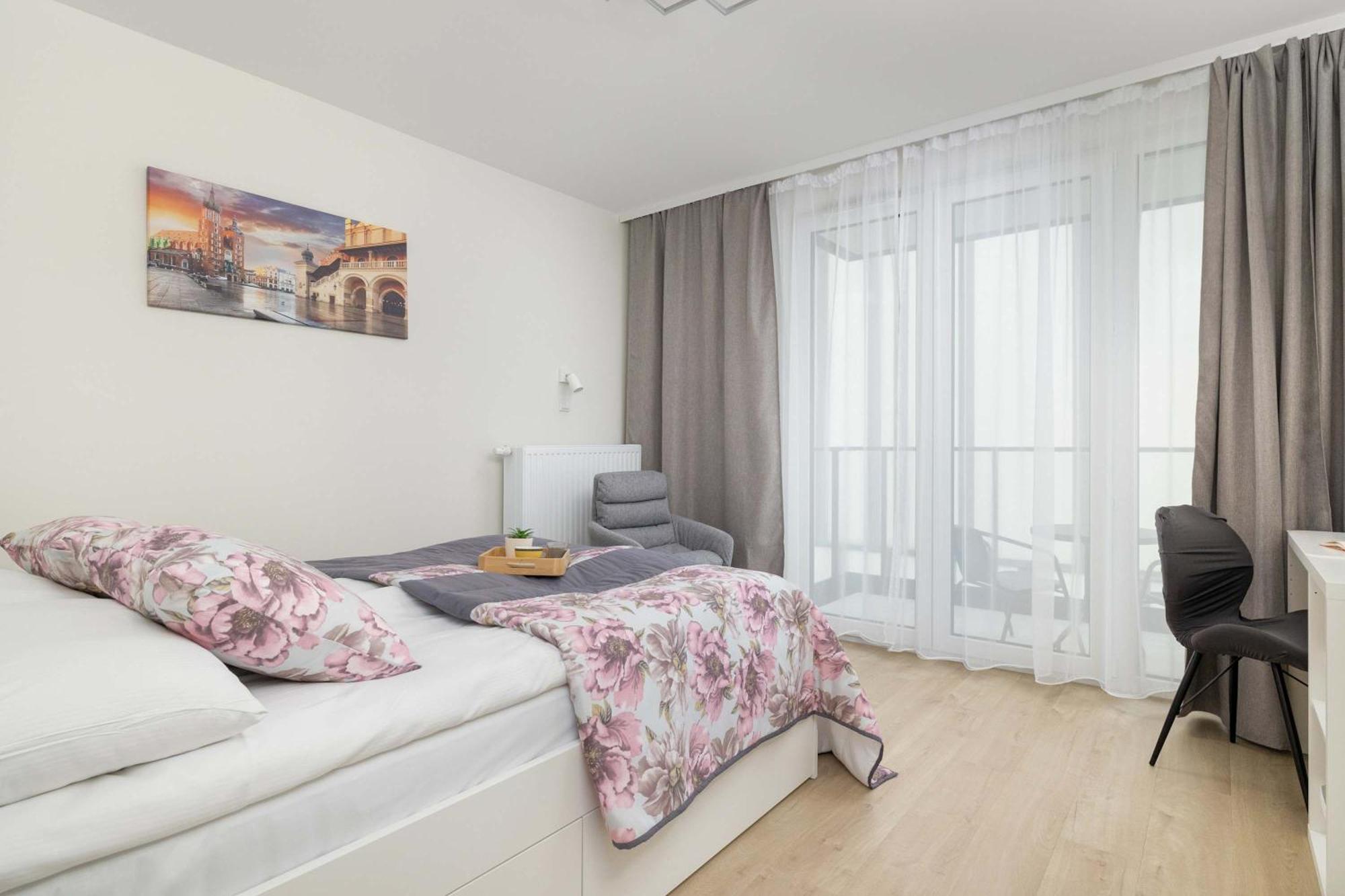 Cozy Apartments Laszkiewicza With Parking By Noclegi Renters Cracóvia Exterior foto