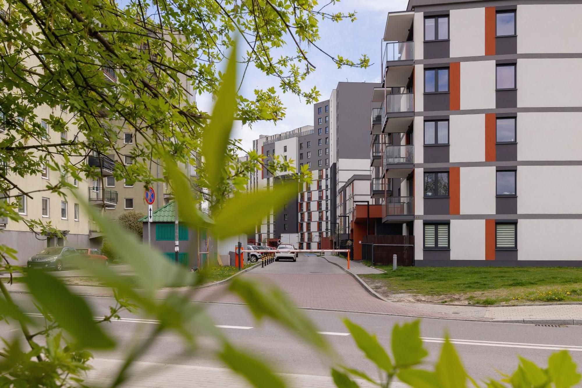 Cozy Apartments Laszkiewicza With Parking By Noclegi Renters Cracóvia Exterior foto